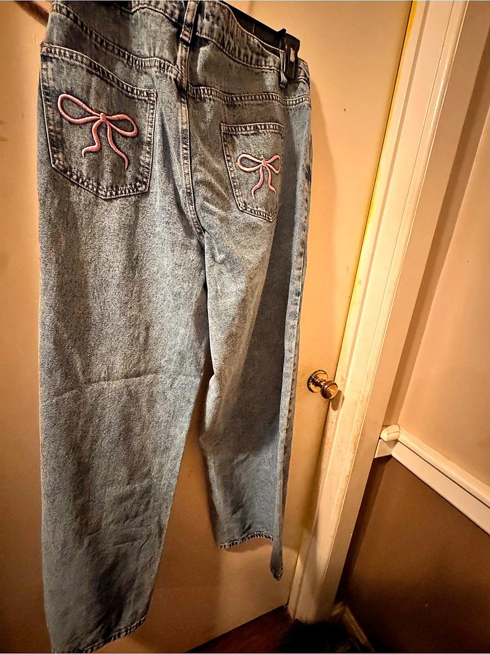 Telepatia Pink Bow Embroidered Acid Wash Wide Leg Jeans